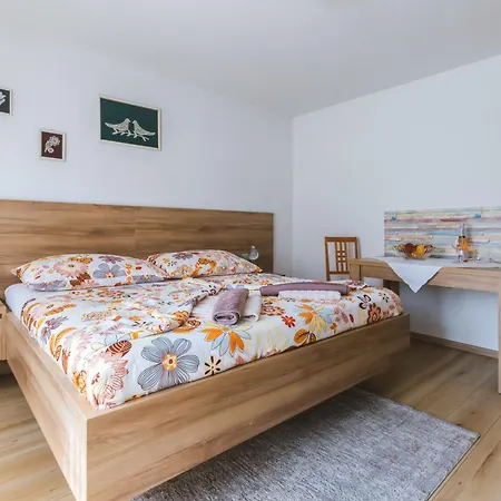 Zupancic Bohinjska Bela